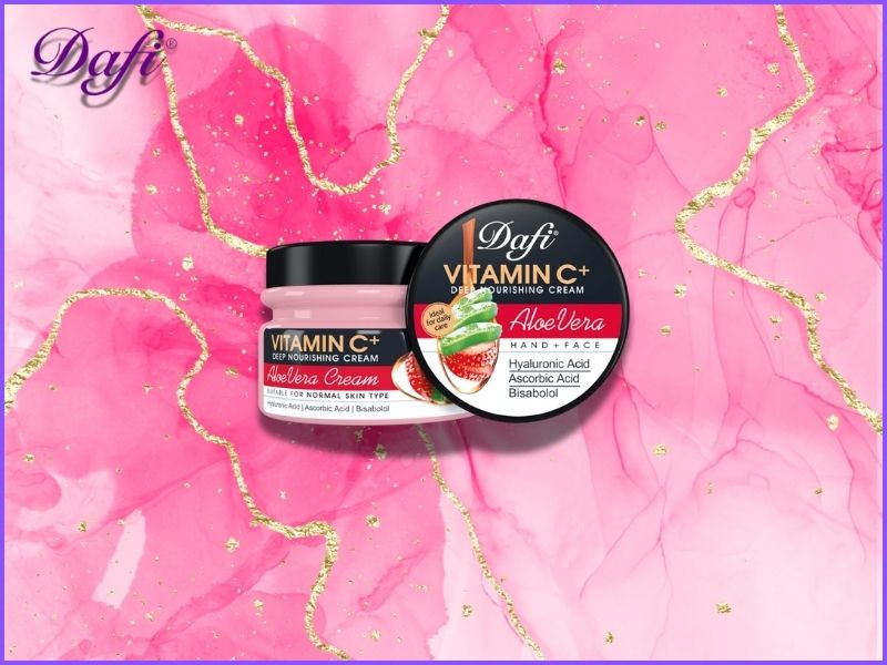 کرم کاسه ای آلوئه ورا حاوی ویتامین C دافی